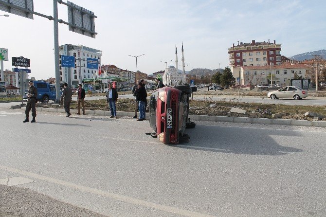 Tosya’da Trafik Kazası: 2 Yaralı