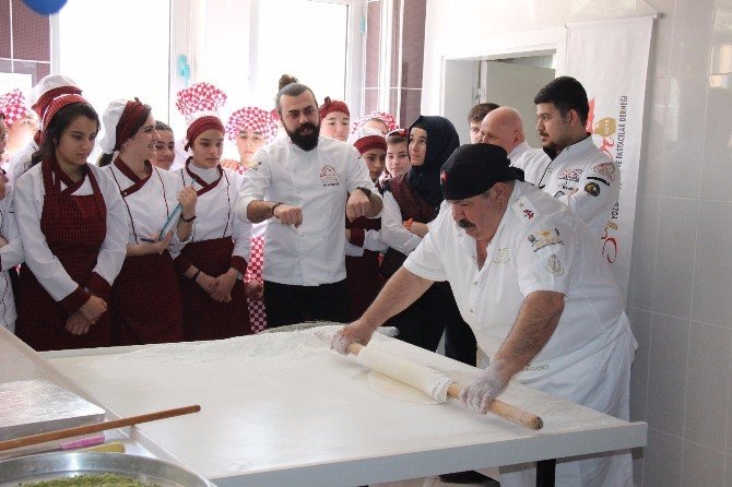 Yozgat Zübeyde Hanım Kız Meslek Lisesi Ünlü Aşçıları Ağırladı