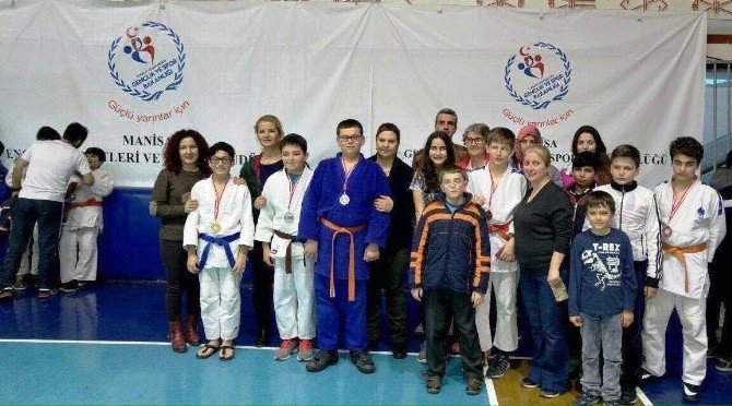 Yunusemreli Judocular Başarılarını Sürdürüyor