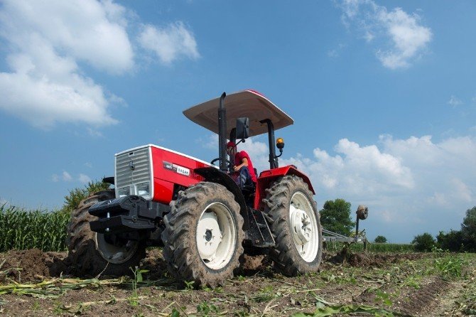Çiftçinin Dostu Başak Traktör