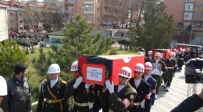 Ankara şehitleri son yolculuğuna uğurlanıyor