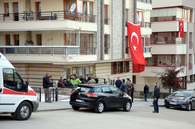 Çöken binada şehit olan şehidin acı haberi Ankara’daki baba ocağına ulaştı