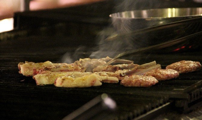 Dünyanın En Büyük ET Restoranı Açıldı