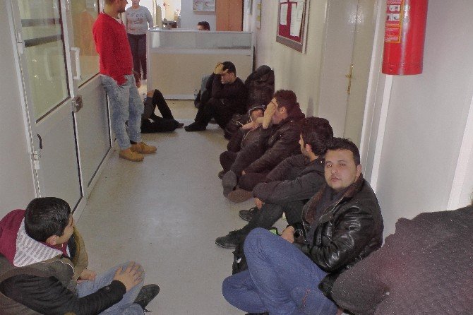 Edirne’de 40 Suriyeli Kaçak Göçmen Yakalandı