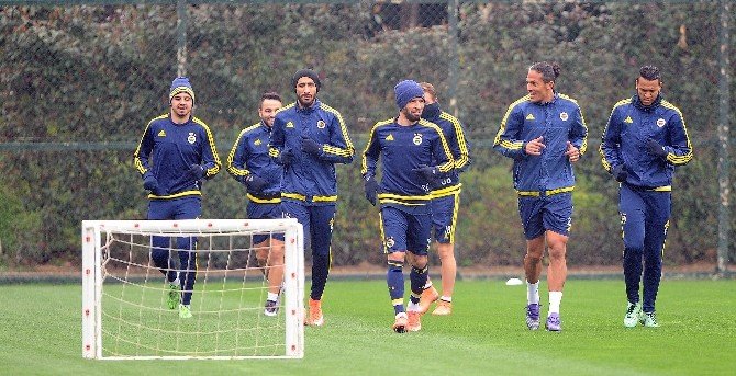 Fenerbahçe, Bursaspor Maçı Hazırlıklarını Sürdürüyor