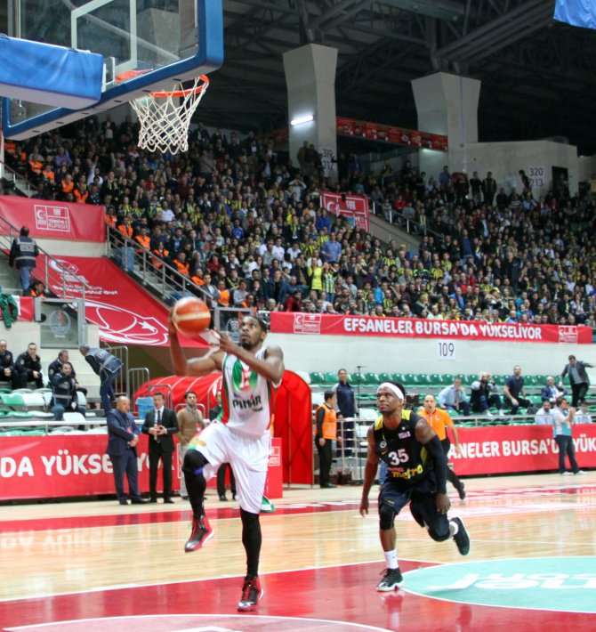 FIAT Türkiye Kupası Pınar Karşıyaka: 72 -Fenerbahçe: 82