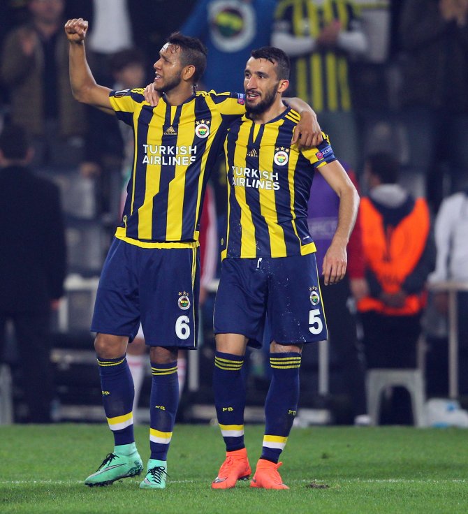 Fenerbahçe'nin yıldız oyuncusu UEFA'da haftanın 11'ine girdi