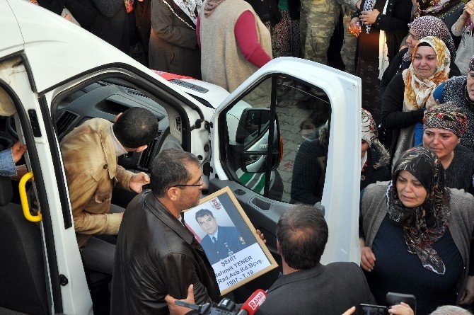 Ankara Patlamasında Şehit Olan Havacı Astsubay Başçavuş Mehmet Yener Son Yolculuğuna Uğurlandı