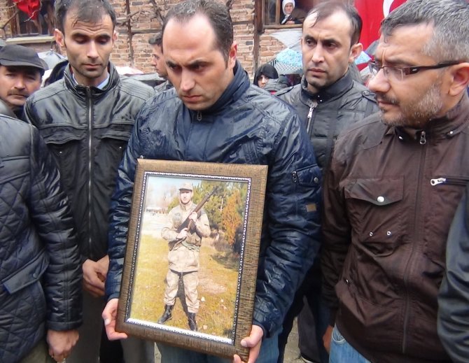 Simavlı şehit Jandarma Er Mustafa Nerkis defnedildi