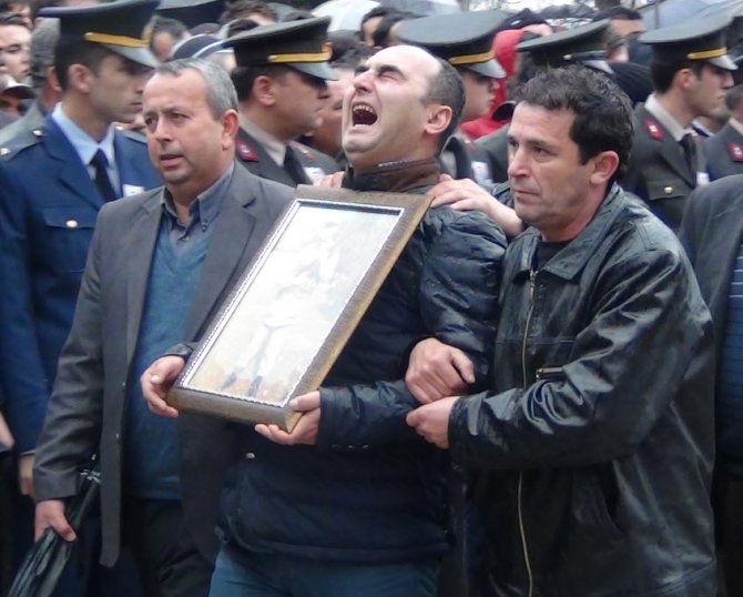 Simavlı şehit Jandarma Er Mustafa Nerkis defnedildi