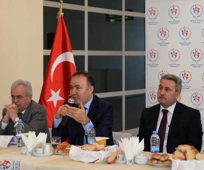 Vali Altıparmak: “Erzurum Spor Şehrinden Öte, Spor Merkezi Olmalı”