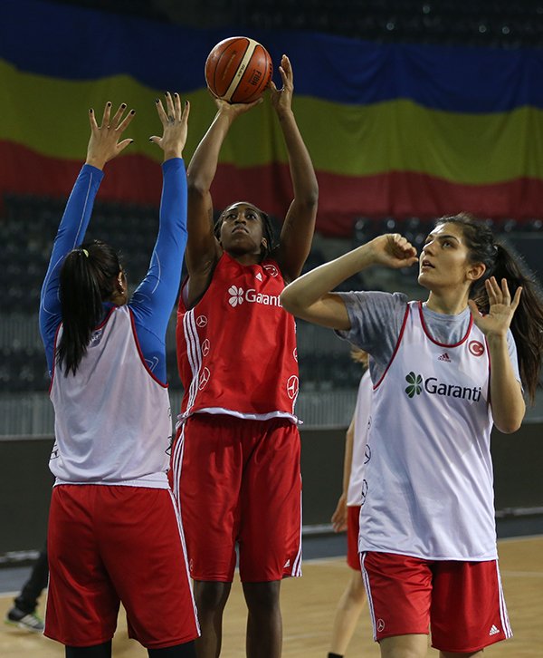 Kadın Basketbol Milliler, Romanya maçına hazır