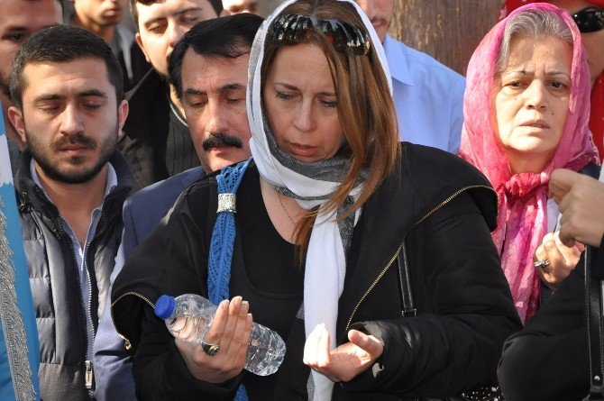 Fırat Çakıroğlu, Ölümünün Birinci Yılında Mezarı Başında Dualarla Anıldı