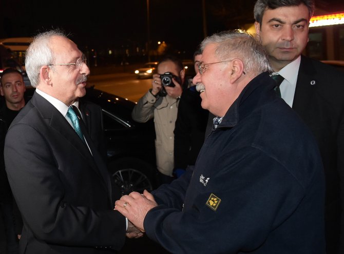 Kılıçdaroğlu, GATA'da yaralıları ziyaret etti