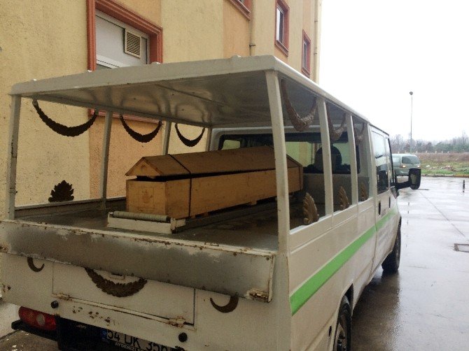 Samanlıkta Kendini Asarak İntihar Etti