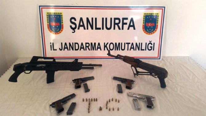 PKK’ya silah temin eden gruba operasyon: 8 gözaltı
