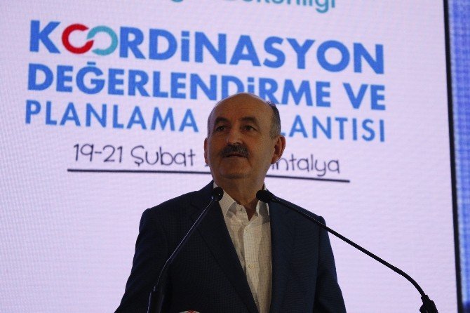 Sağlık Bakanı Mehmet Müezzinoğlu :