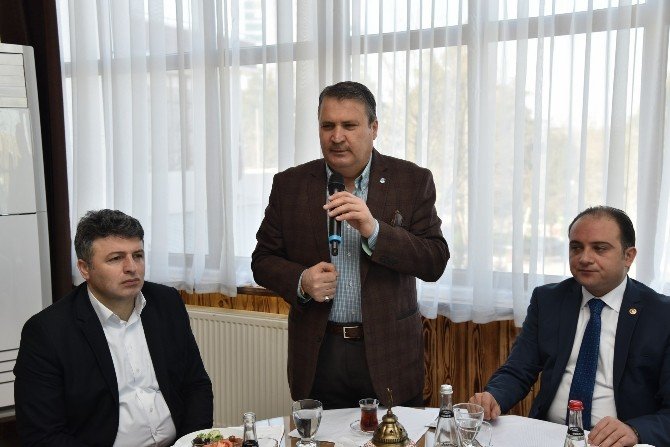 Başkan Çerçi Rumeli Ve Balkan Göçmenleriyle Biraraya Geldi