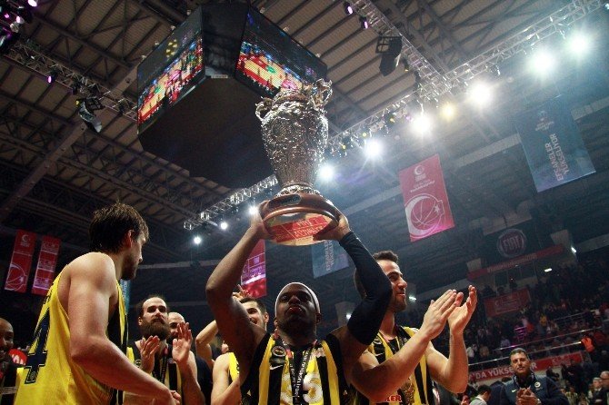 Fenerbahçe, 5. Kez Kupanın Sahibi
