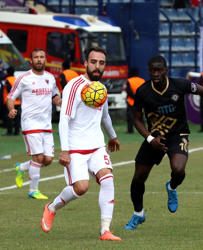 Osmanlıspor FK: 1 - Mersin İdmanyurdu: 1 (İlk yarı)