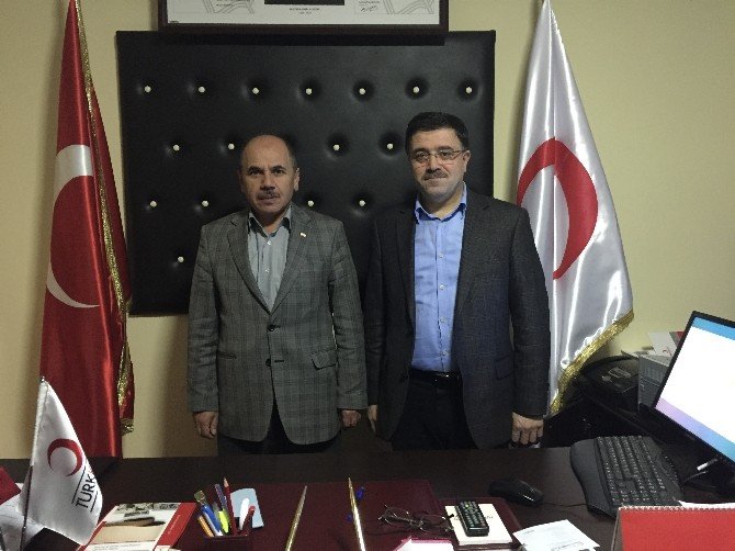 AK Parti Yozgat Milletvekili Yusuf Başer, Kızılay Yozgat Şubesini Ziyaret Etti