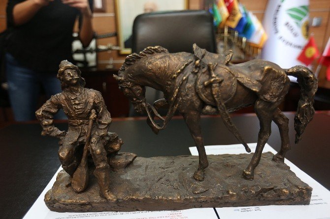 Köroğlu Parkı’nın İlk Üç Heykeli Tamam