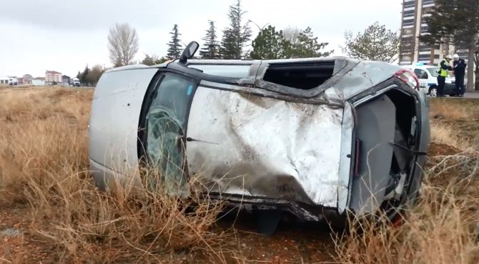 Bor'da takla atan aracın kadın sürücüsü yaralandı