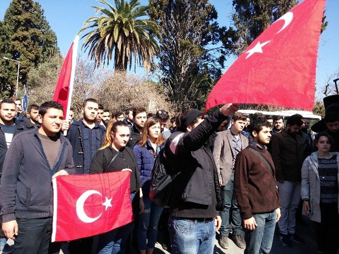 Rektörlük Önünde Çakıroğlu Protestosu