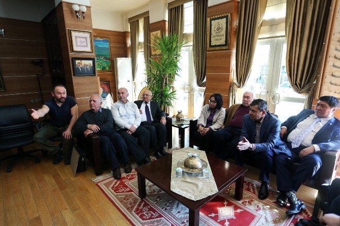 Köroğlu Parkı’nın İlk Üç Heykeli Tamam