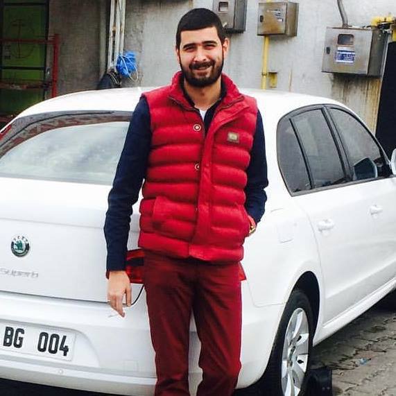 Yüklü miktarda borcu olan genç esnaf, işyerinde canına kıydı