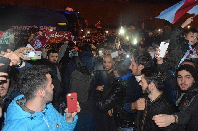 Trabzonspor’a Coşkulu Karşılama