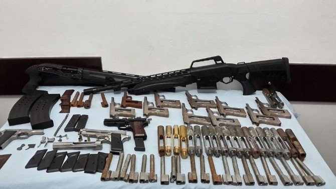 Rize’de Kaçak Silah İmalathanesine Baskın