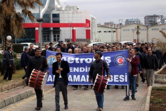Türkiye Petrolleri İşçileri İş Bırakma Eylemi Yaptı