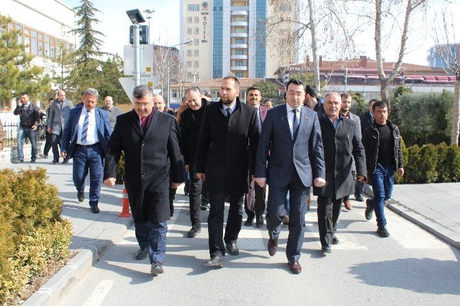 AK Partililer Kılıçdaroğlu Hakkında Suç Duyurusunda Bulundu