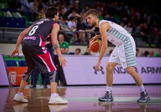 Darüşşafaka Doğuş Basketbol’un genç yeteneği Özdemiroğlu hayatını oynadı