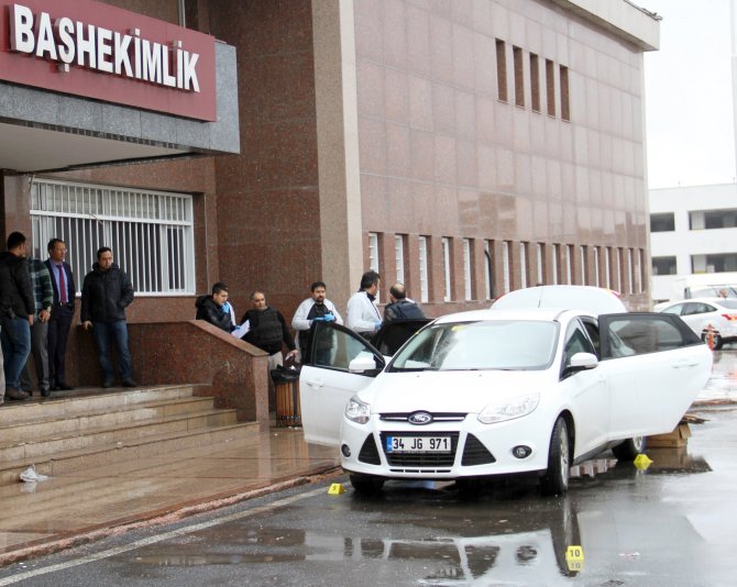 Diyarbakır’da başhekime silahlı saldırı: 4 yaralı