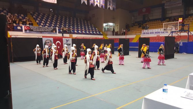 Dörtyol Belediyesi Halk Oyunları Ekibi il birincisi oldu