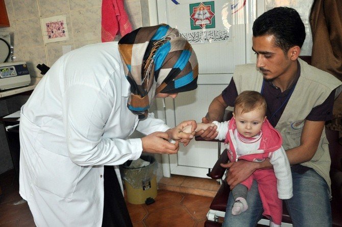 Suriyelilere Sağlık Hizmeti