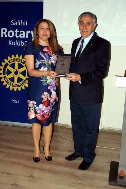 Salihli Rotary’de Ödül Günü