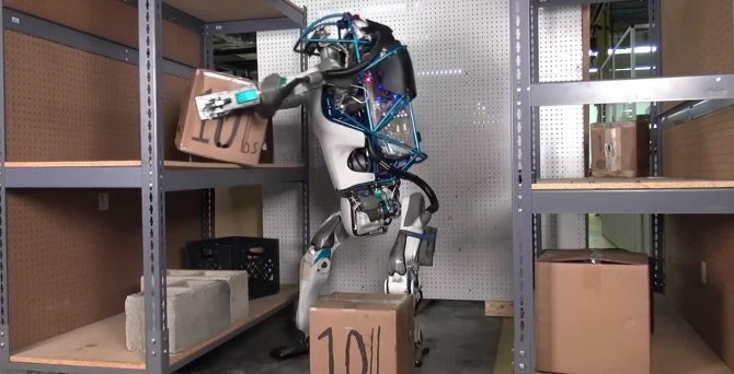 Google’ın insansı robotu Atlas özgürlüğüne kavuştu