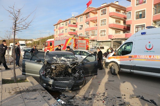 Başkent’te Trafik Kazası: 4 Polis Yaralı