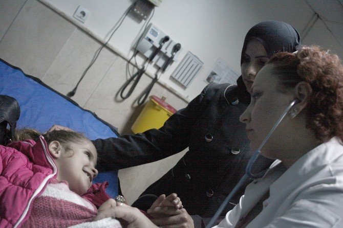 Suriyeli Çocuklar Adana’da Tedavi Altına Alındı