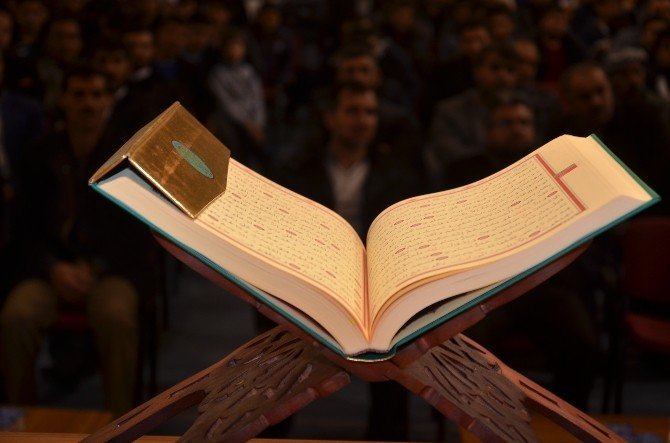 Viranşehir De İslam Şehitlerini Anma Programı Düzenlendi