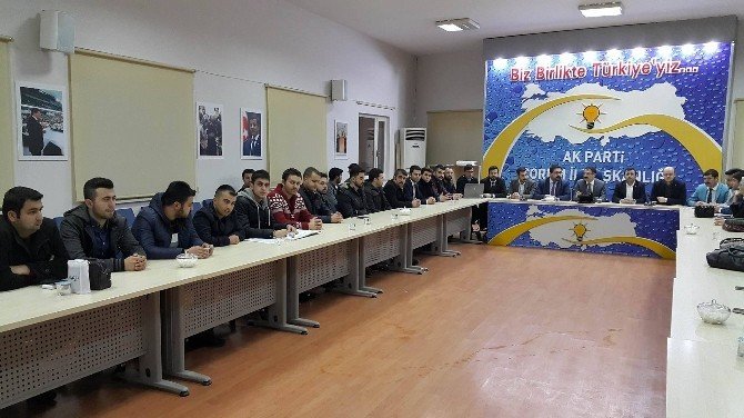 AK Parti İl Başkanı Bekiroğlu, Gençlerle Buluştu