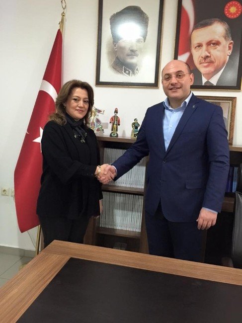 Ceyda Çetin Erenler, AK Parti Kütahya İl Kadın Kolları Başkanı Oldu