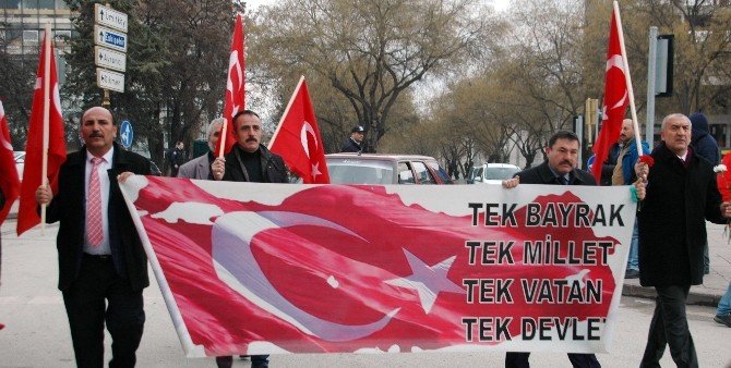 Muhtarlar Ankara’daki Terör Saldırısında Ölenleri Andı