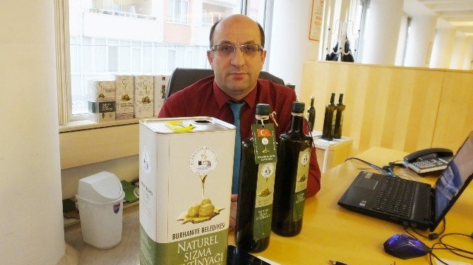 Burhaniye Belediyesi Zeytinyağı Satışına Başladı