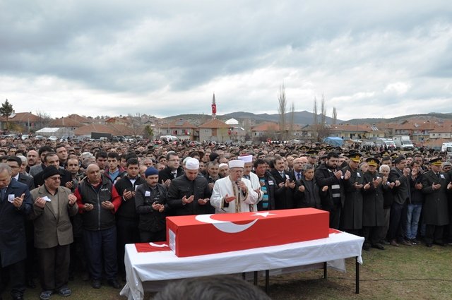 Şehit Uzman Çavuş Mustafa Hakan Kacar, son yolculuğuna uğurlandı