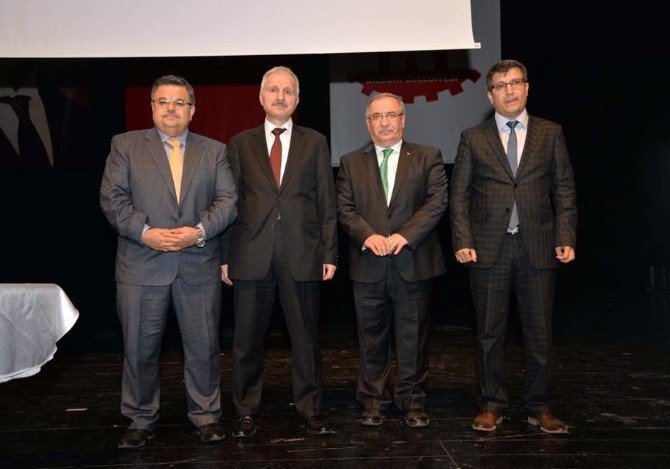 TDK Başkanı Kaçalin ’Türkçenin Coğrafyası’ Konulu Konferans Verdi