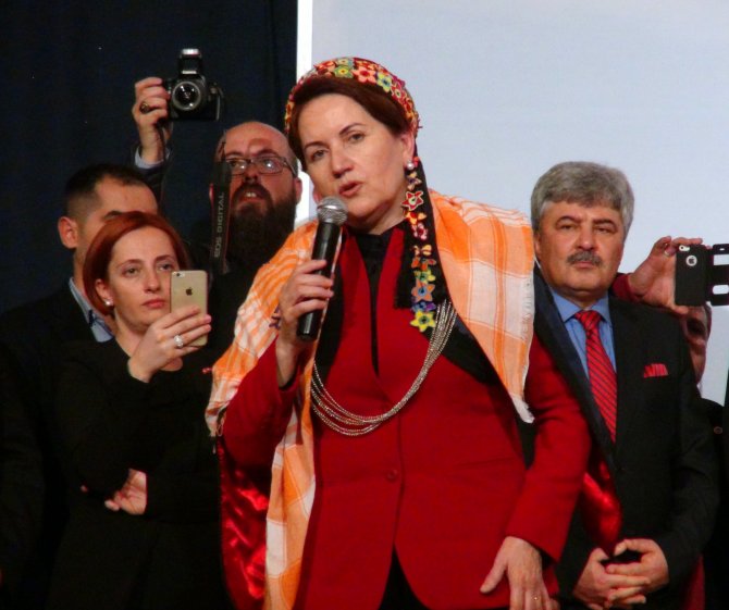 Meral Akşener: Türkiye'yi yönetmeye geliyoruz